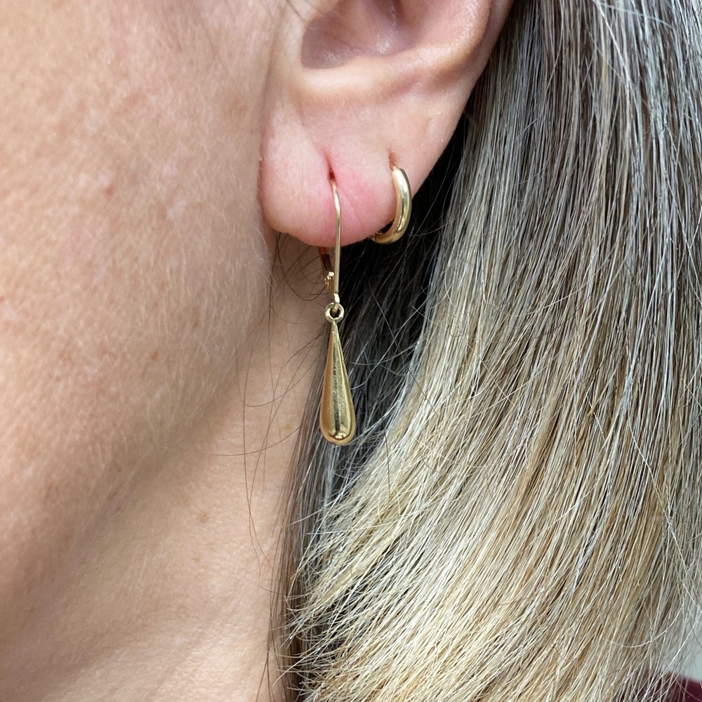 14k yellow gold teardrop dangling earrings